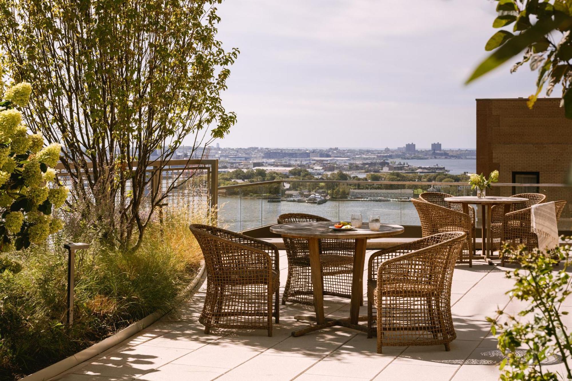 Sonder Battery Park Apartahotel 2*